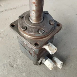 HYDRAULIC MOTOR 40MM SHAFT1 (59)