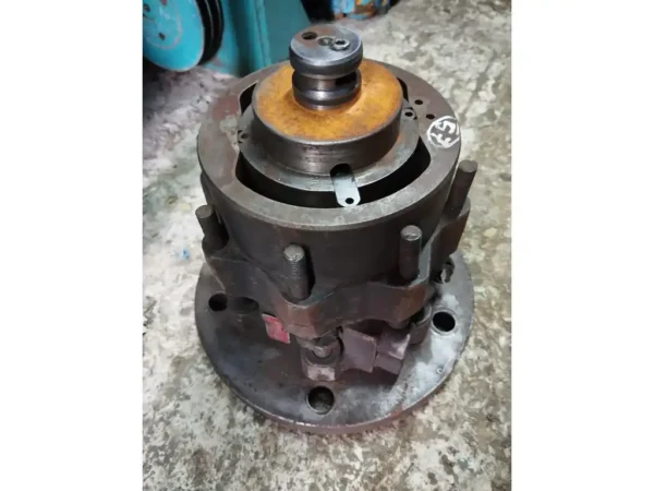 HYDRAULIC MOTOR 40MM SHAFT2 (10)